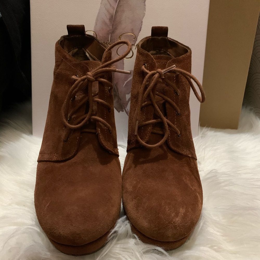 Wedge booties